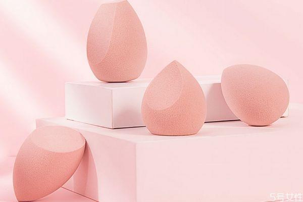 美妆蛋变形了怎么办 美妆蛋不回弹了怎么回事 美妆蛋变形了怎么办 美妆蛋不回弹了怎么回事