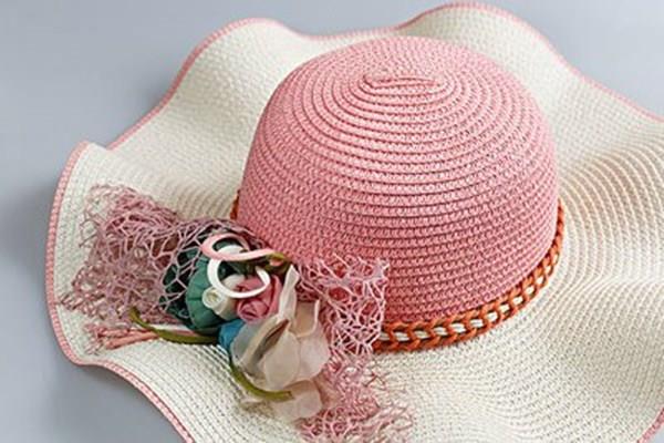 什么帽子清洗后容易变形 帽子怎么洗不容易变形 什么帽子清洗后容易变形 帽子怎么洗不容易变形