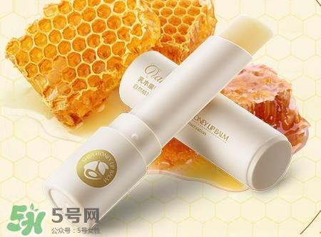 唇膏怎么厚涂好看_唇膏厚涂的技巧 唇膏怎么厚涂好看_唇膏厚涂的技巧