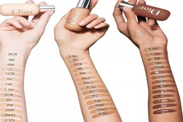 迪奥小奶瓶真假鉴别 迪奥小奶瓶怎么样 迪奥小奶瓶真假鉴别 迪奥小奶瓶怎么样