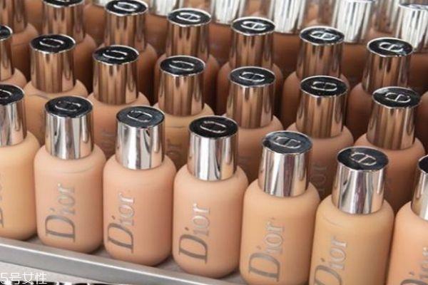 迪奥小奶瓶真假鉴别 迪奥小奶瓶怎么样 迪奥小奶瓶真假鉴别 迪奥小奶瓶怎么样