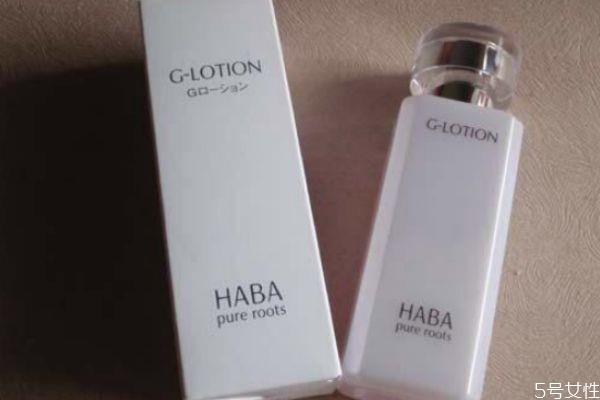 化妆水能不能涂眼周 涂化妆水要避开眼周吗 化妆水能不能涂眼周 涂化妆水要避开眼周吗