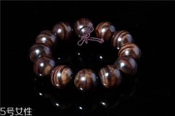 金丝楠木手串适合人群 这三类人非常适合 金丝楠木手串适合人群 这三类人非常适合