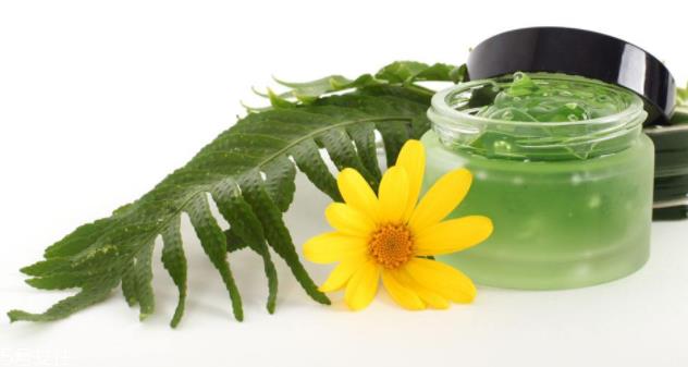 天然护肤品会使用防腐剂吗 无防腐护肤品真的安全吗 天然护肤品会使用防腐剂吗 无防腐护肤品真的安全吗