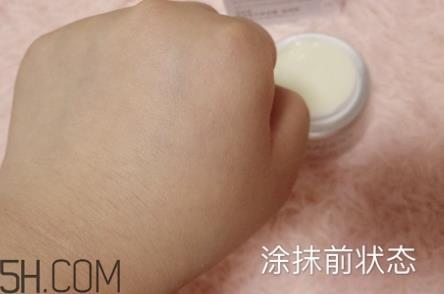 自然堂化妆品多少钱一套? 自然堂化妆品多少钱一套?