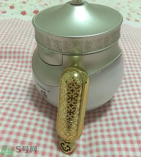 whoo后美白膏小样真假对比图 后美水分白膏小样真假辨别 whoo后美白膏小样真假对比图 后美水分白膏小样真假辨别