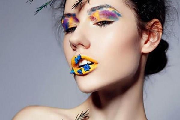 化妆会使皮肤变差吗 怎样化妆是不清洁的 化妆会使皮肤变差吗 怎样化妆是不清洁的