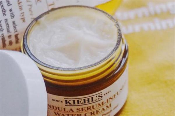 科颜氏金盏花爆水霜用了会刺痛吗 金盏花爆水霜会过敏吗 科颜氏金盏花爆水霜用了会刺痛吗 金盏花爆水霜会过敏吗