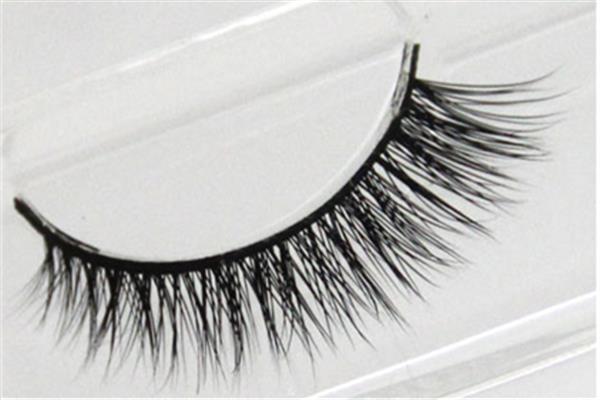 假睫毛会显眼睛大吗 假睫毛有什么用 假睫毛会显眼睛大吗 假睫毛有什么用