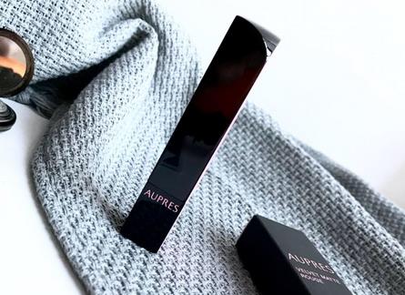 欧珀莱丝绒唇膏试色 秋冬必入款 欧珀莱丝绒唇膏试色 秋冬必入款