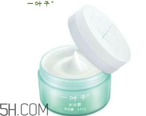 水光霜和气垫的区别 水光霜和气垫哪个好用 水光霜和气垫的区别 水光霜和气垫哪个好用