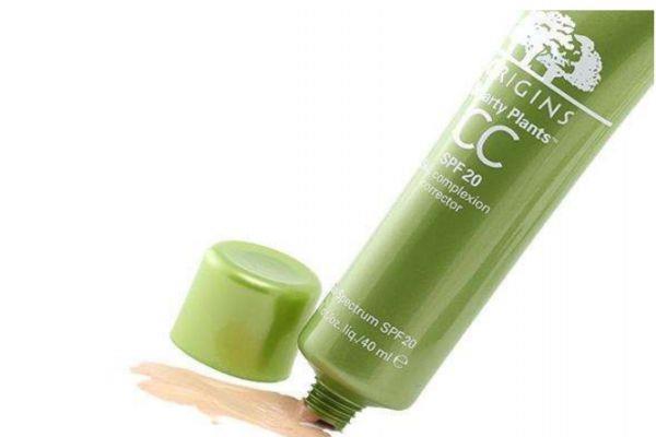 cc霜有什么作用呢 cc霜可以长期使用吗 cc霜有什么作用呢 cc霜可以长期使用吗