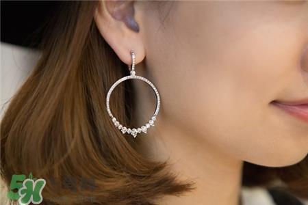 招风耳戴什么耳环?招风耳戴耳环好看吗?