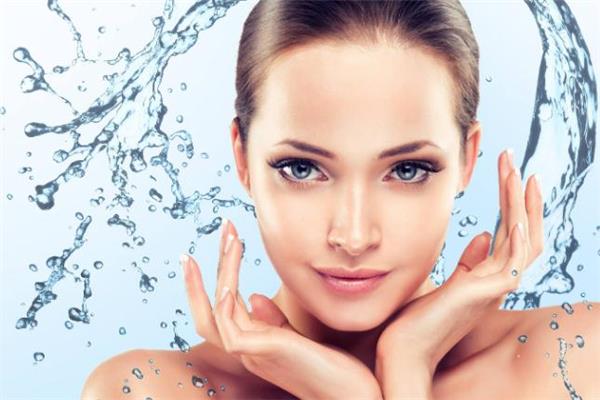 灌肤后一定要敷面膜吗 灌肤后可以马上化妆吗 灌肤后一定要敷面膜吗 灌肤后可以马上化妆吗