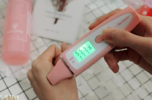 sisley希思黎花香润肤水评测 肌肤像花朵一样绽放 sisley希思黎花香润肤水评测 肌肤像花朵一样绽放