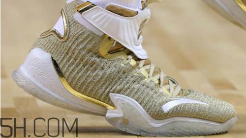 安踏kt3 gold blooded冠军配色上脚效果怎么样? 安踏kt3 gold blooded冠军配色上脚效果怎么样?