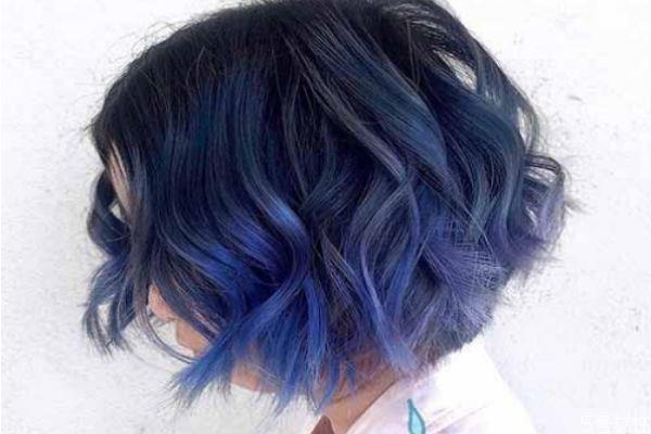 蓝色头发掉色快吗 染蓝色头发掉色怎么办 蓝色头发掉色快吗 染蓝色头发掉色怎么办