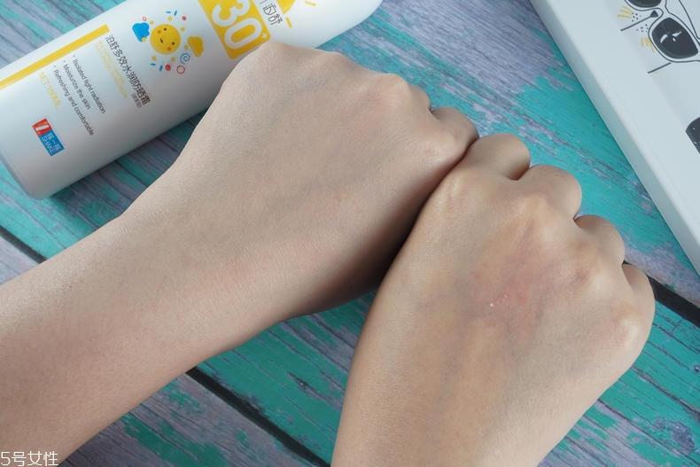 泊舒防晒喷雾怎么样 泊舒防晒喷雾测评 泊舒防晒喷雾怎么样 泊舒防晒喷雾测评