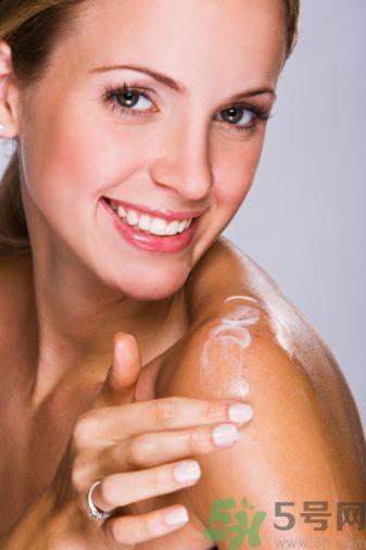 菲安妮玉润补水隔离霜怎么样?菲安妮玉润补水隔离霜好用吗? 菲安妮玉润补水隔离霜怎么样?菲安妮玉润补水隔离霜好用吗?