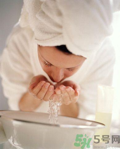 菲安妮玉润补水隔离霜怎么样?菲安妮玉润补水隔离霜好用吗? 菲安妮玉润补水隔离霜怎么样?菲安妮玉润补水隔离霜好用吗?