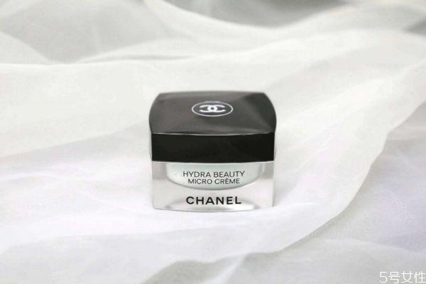 颈霜可以当面霜用吗 可以用面霜代替颈霜吗 颈霜可以当面霜用吗 可以用面霜代替颈霜吗