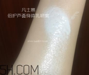 凡士林喷雾身体乳怎么样?凡士林喷雾身体乳不同颜色区别 凡士林喷雾身体乳怎么样?凡士林喷雾身体乳不同颜色区别