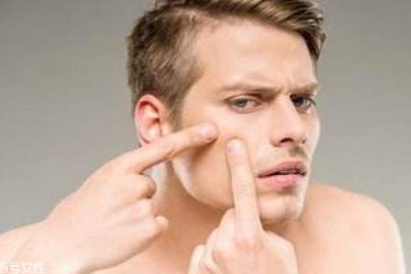 去黑头贴的危害 不要再用黑头贴啦 去黑头贴的危害 不要再用黑头贴啦