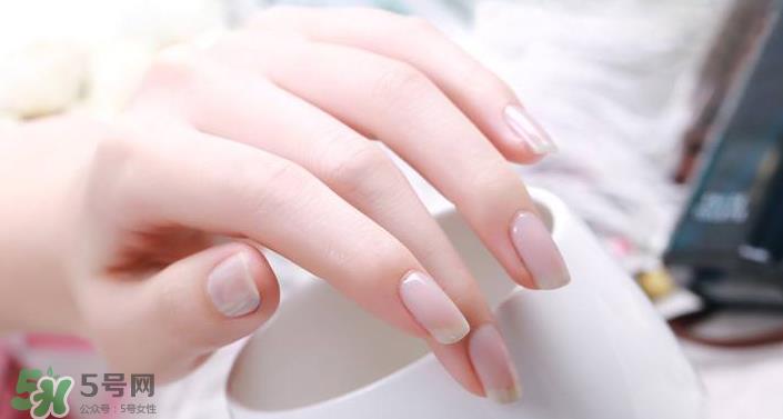 手部皮肤干燥怎么办?手部干燥解决方法 手部皮肤干燥怎么办?手部干燥解决方法