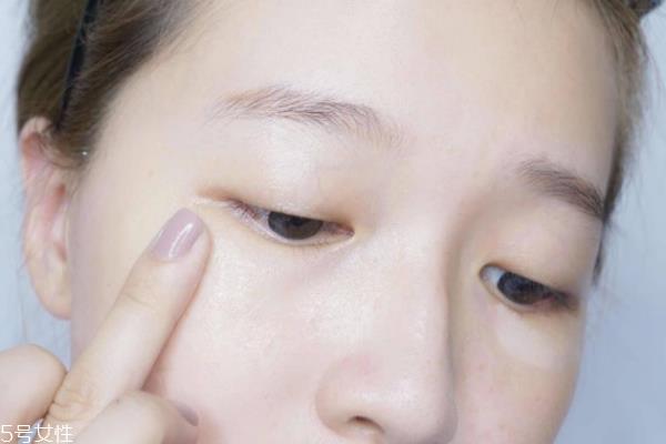 熊猫眼怎么消退快速 4件好物分享 熊猫眼怎么消退快速 4件好物分享