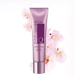 面霜可以代替颈霜吗?太油的面霜颈部吸收不了 面霜可以代替颈霜吗?太油的面霜颈部吸收不了