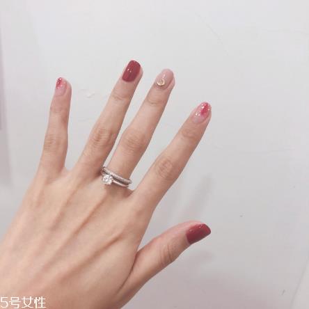 黑猫眼石少女星月美甲推荐 酷黑少女 黑猫眼石少女星月美甲推荐 酷黑少女