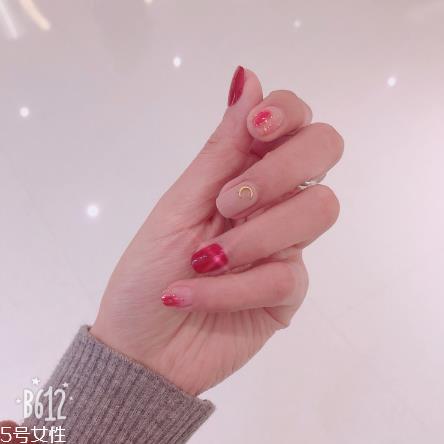 黑猫眼石少女星月美甲推荐 酷黑少女 黑猫眼石少女星月美甲推荐 酷黑少女