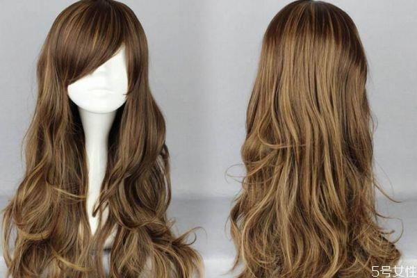 假发炸毛了怎么办 假发都有哪些材质 假发炸毛了怎么办 假发都有哪些材质