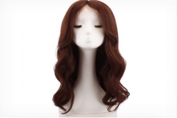 假发炸毛了怎么办 假发都有哪些材质 假发炸毛了怎么办 假发都有哪些材质