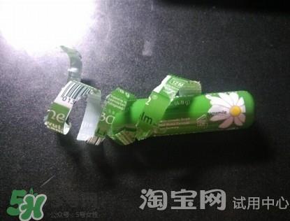 小甘菊唇膏小孩能用吗?herbacin贺本清小甘菊唇膏小孩可以用吗? 小甘菊唇膏小孩能用吗?herbacin贺本清小甘菊唇膏小孩可以用吗?