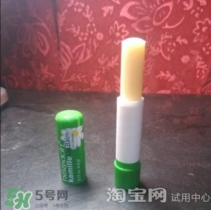 小甘菊唇膏小孩能用吗?herbacin贺本清小甘菊唇膏小孩可以用吗? 小甘菊唇膏小孩能用吗?herbacin贺本清小甘菊唇膏小孩可以用吗?