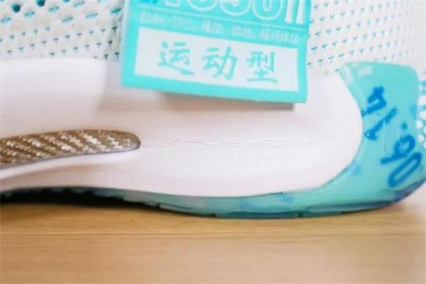 安踏kt5六神联名多少钱 安踏kt5六神联名开箱测评 安踏kt5六神联名多少钱 安踏kt5六神联名开箱测评