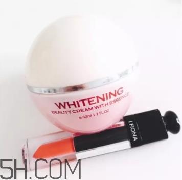 歌丽姬宝素颜霜好用吗?歌丽姬宝素颜霜的评价 歌丽姬宝素颜霜好用吗?歌丽姬宝素颜霜的评价