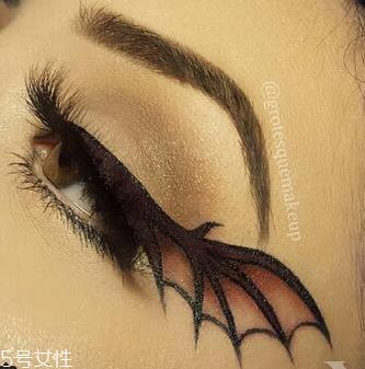 万圣节蝙蝠眼妆怎么画?超简单的蝙蝠眼妆画法 万圣节蝙蝠眼妆怎么画?超简单的蝙蝠眼妆画法