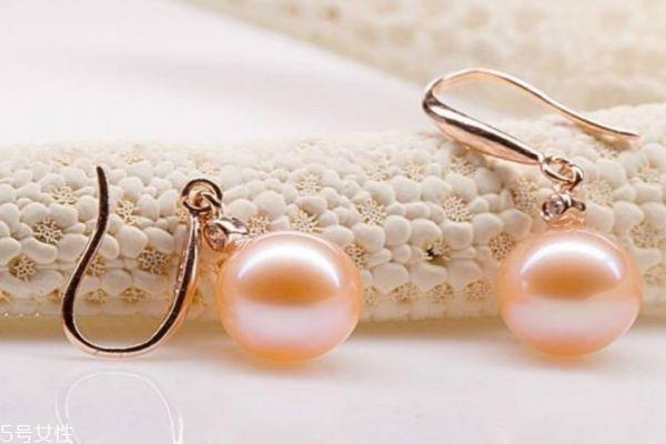 珍珠是怎么区分好坏的呢 珍珠是怎么保养的呢