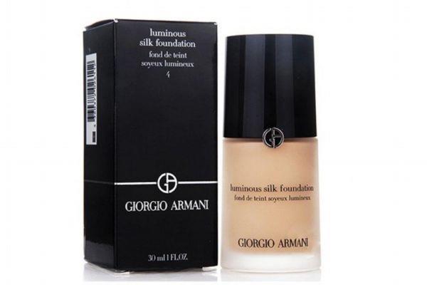 阿玛尼粉底液有多少ml 阿玛尼粉底液保质期怎么看 阿玛尼粉底液有多少ml 阿玛尼粉底液保质期怎么看