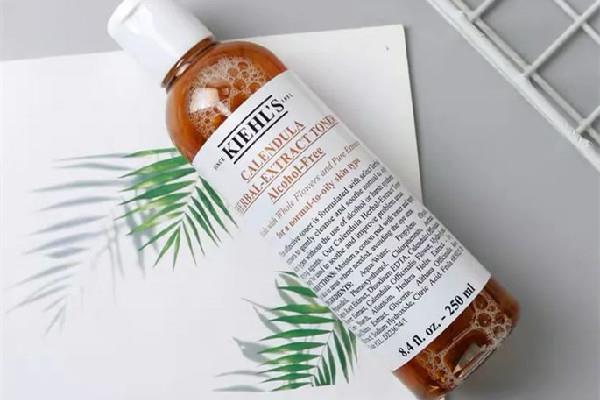 科颜氏金盏花爽肤水的功效与作用 科颜氏金盏花爽肤水可以收缩毛孔吗 科颜氏金盏花爽肤水的功效与作用 科颜氏金盏花爽肤水可以收缩毛孔吗