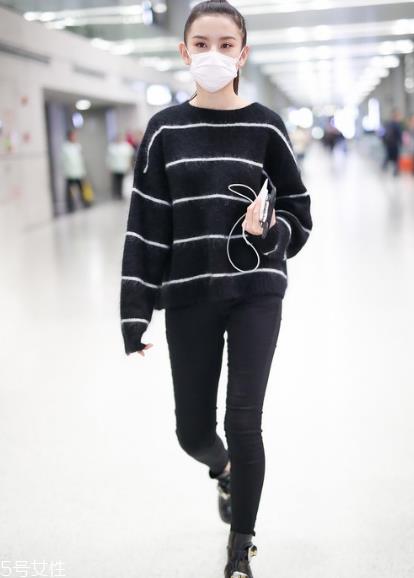 条纹毛衣怎么搭配?营造浪漫少女感 条纹毛衣怎么搭配?营造浪漫少女感