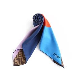 冬天围巾什么颜色好看?为你推荐经典款围巾 冬天围巾什么颜色好看?为你推荐经典款围巾