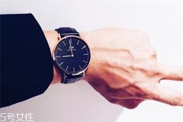 手表洗油用什么油?手表洗油用的哪种油? 手表洗油用什么油?手表洗油用的哪种油?