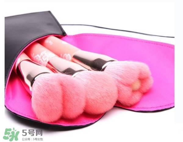 艾诺琪化妆刷怎么样?艾诺琪化妆刷和受受狼哪家好? 艾诺琪化妆刷怎么样?艾诺琪化妆刷和受受狼哪家好?