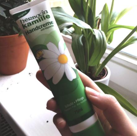 护手霜秋冬滋润型推荐 秋冬滋润弄护手霜什么牌子好 护手霜秋冬滋润型推荐 秋冬滋润弄护手霜什么牌子好