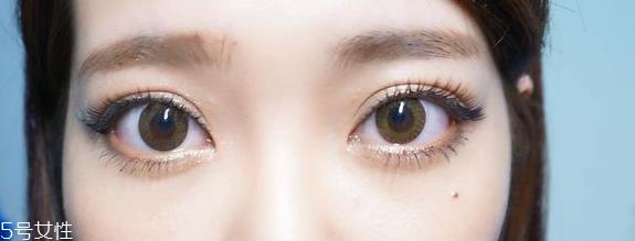眼线怎么画拉长眼睛 拉长眼睛的三种简单画法 眼线怎么画拉长眼睛 拉长眼睛的三种简单画法