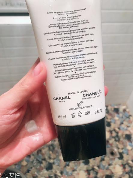 vidivici洗面奶和香奈儿洗面奶哪个好用 vidivici洗面奶和香奈儿洗面奶哪个好用