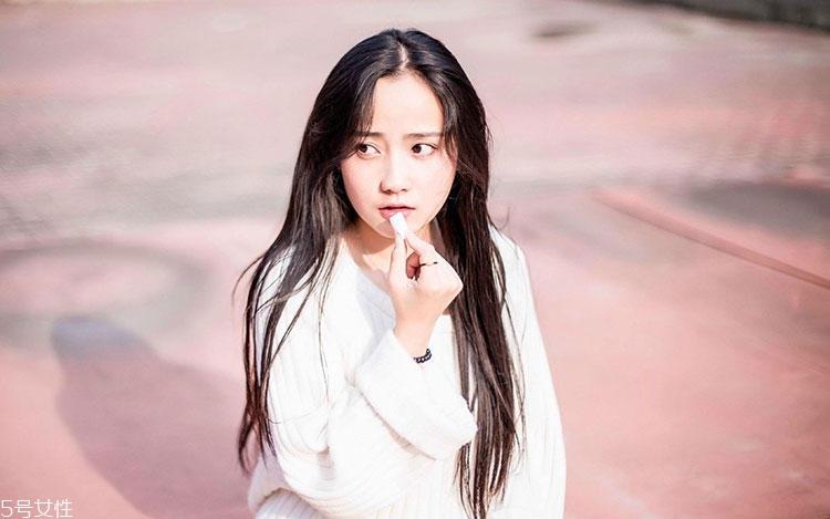 快速改善皮肤的方法 三种精华能应急